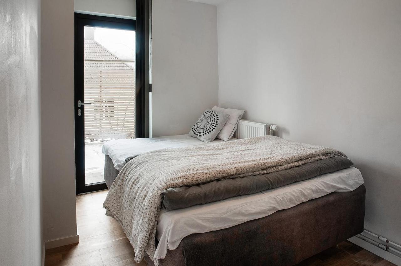 Townhouse On Arlanda Stockholm Metro Line - Easy Checkin Villa Sollentuna Buitenkant foto